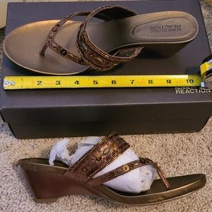 KENNETH COLE Reaction Bronze Zone Loc Sz 10 NEW